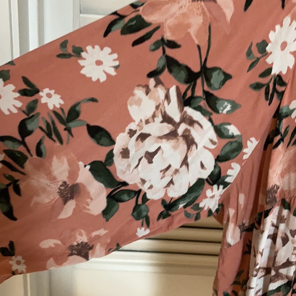 EUC Torrid Harper Multicolor Floral Blouse Plus Size 3X - Picture 9 of 11